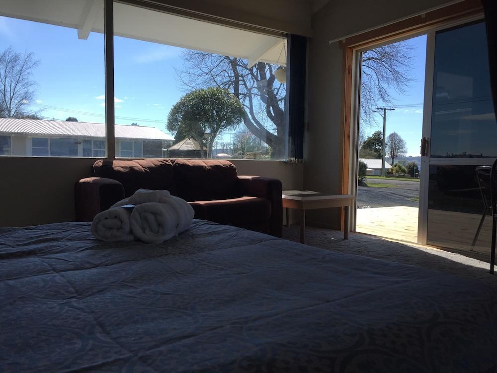 Jack & Di'S Lakefront Motel Rotorua Dış mekan fotoğraf