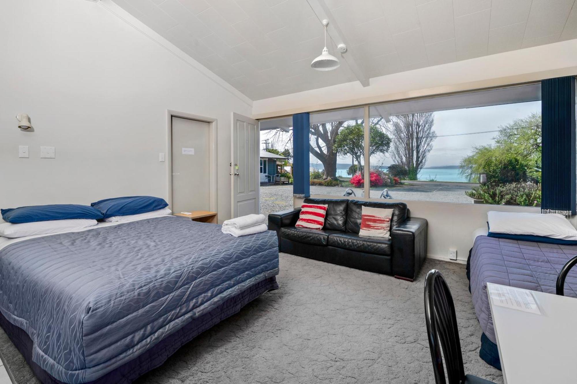 Jack & Di'S Lakefront Motel Rotorua Dış mekan fotoğraf