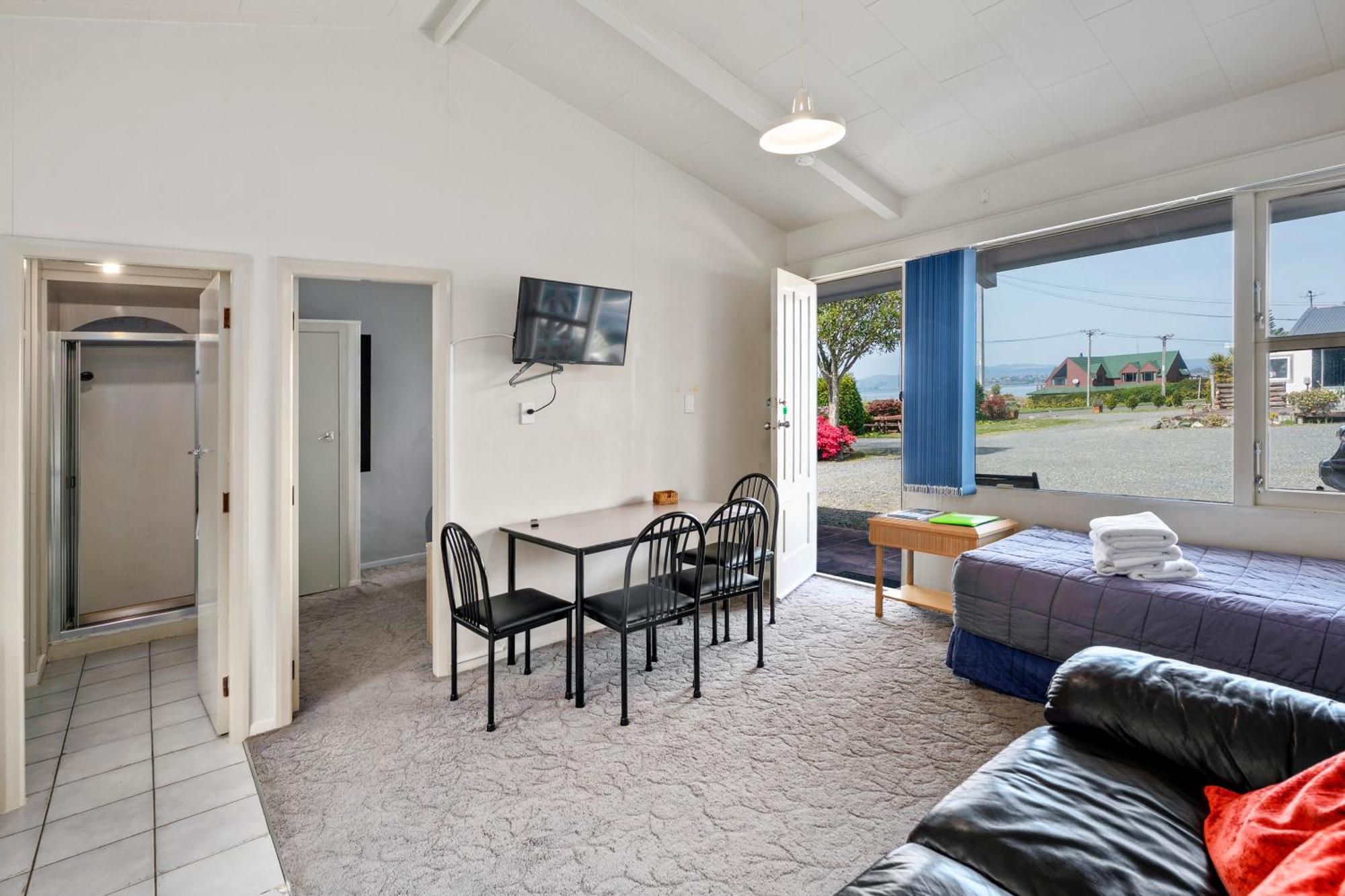 Jack & Di'S Lakefront Motel Rotorua Dış mekan fotoğraf