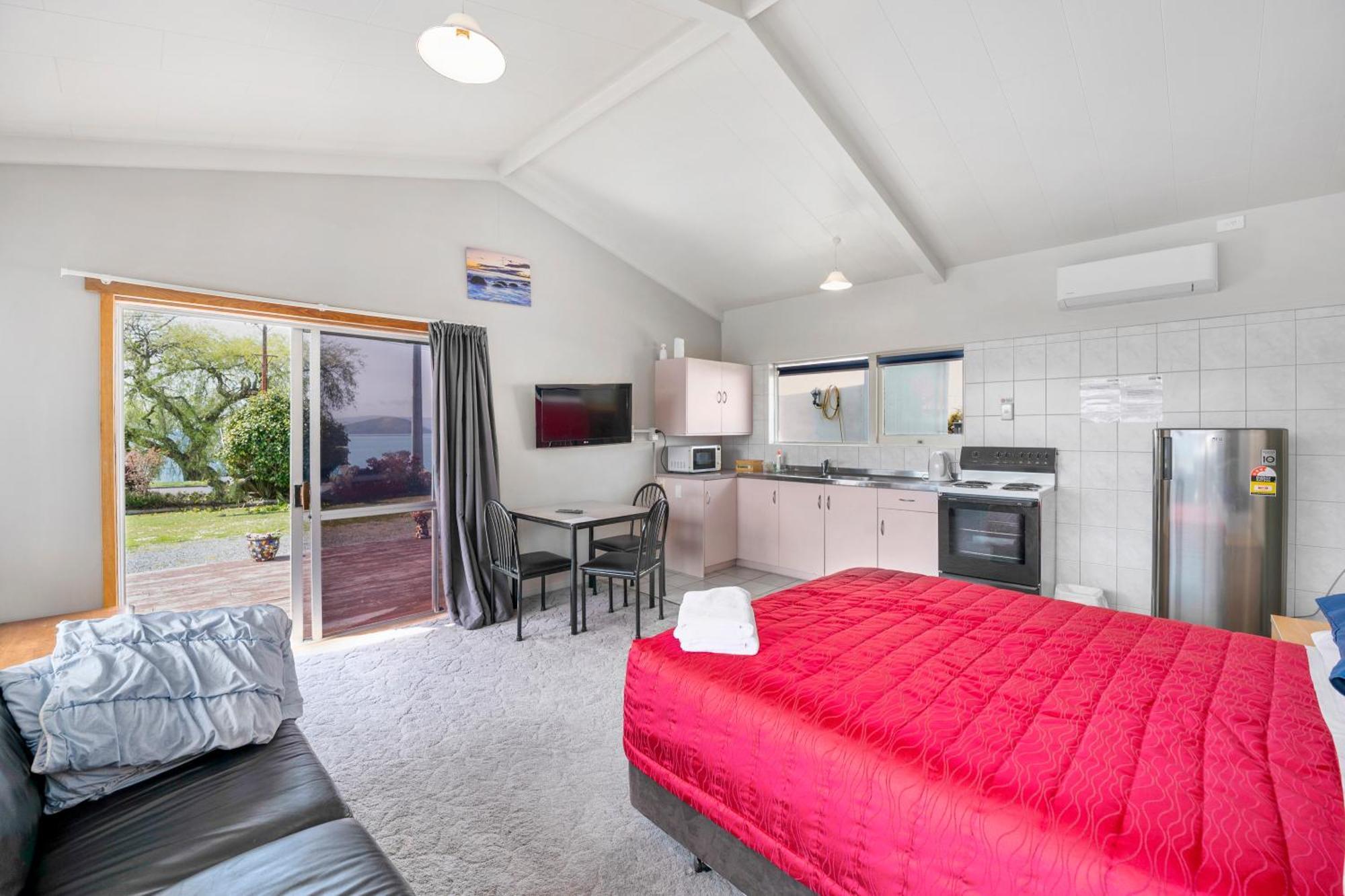 Jack & Di'S Lakefront Motel Rotorua Dış mekan fotoğraf