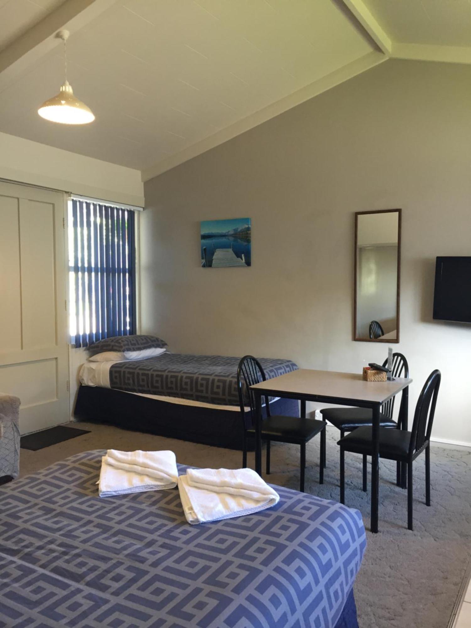 Jack & Di'S Lakefront Motel Rotorua Dış mekan fotoğraf